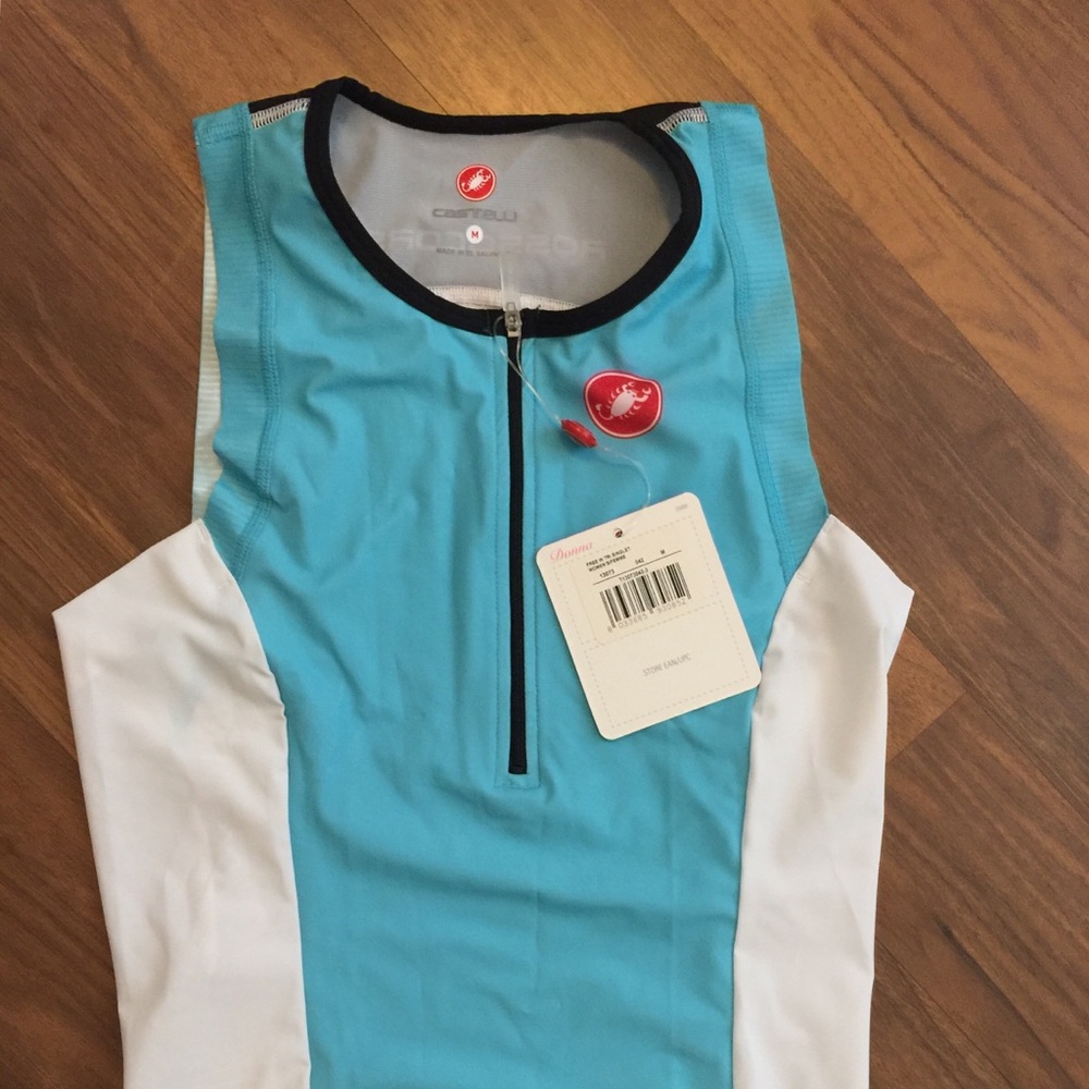 Brand new Castrelli women’s cycling jersey!